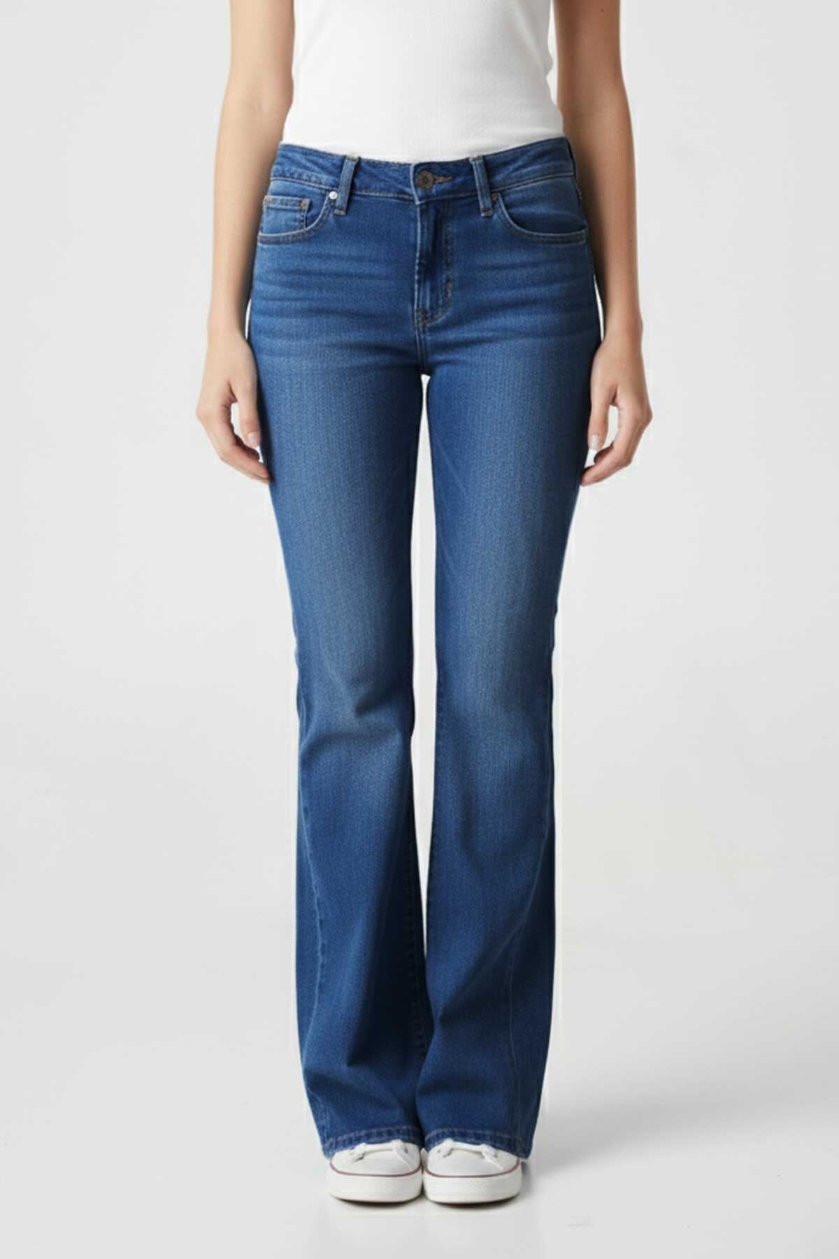BNB Women's Bootcut Denim